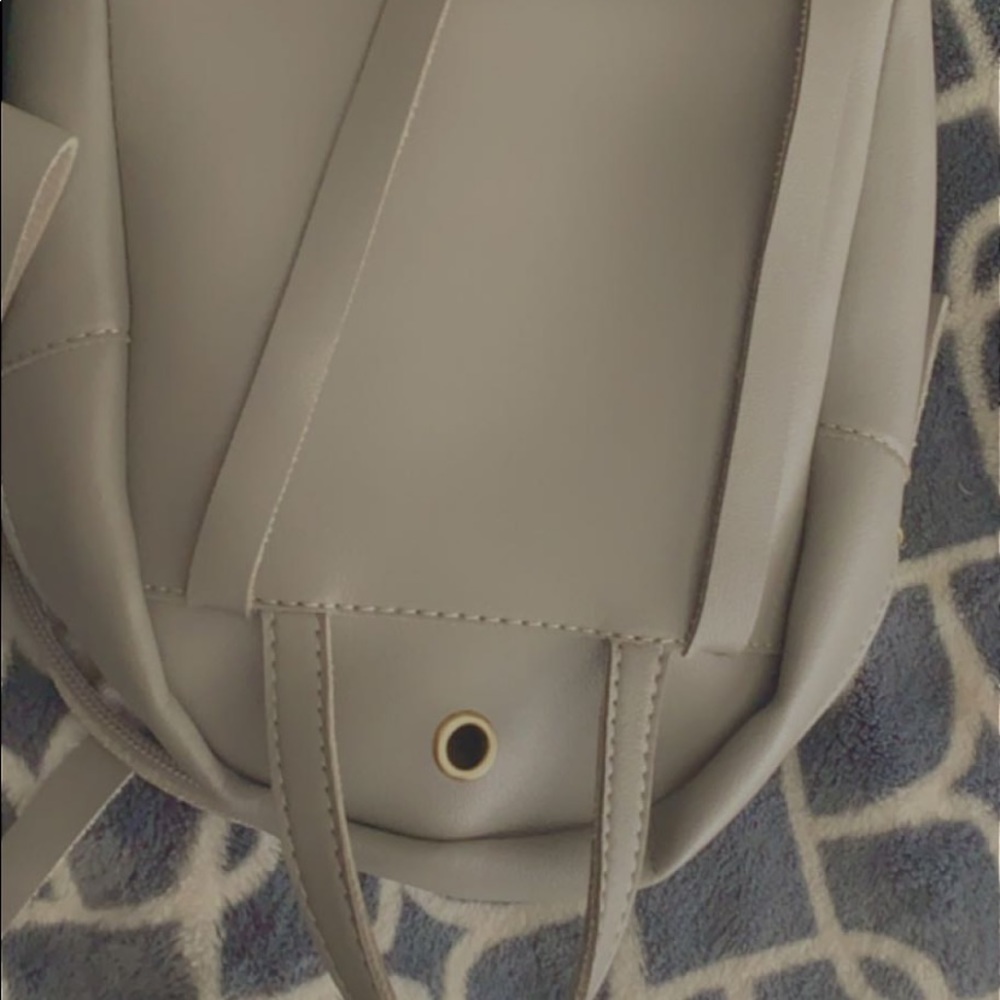 Backpack - Picture 5 of 5